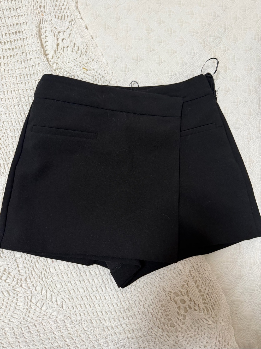 Zara Black High-Waist Tailored Skort
